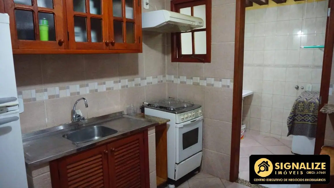 Foto 9 de Casa de Condomínio com 3 quartos à venda, 88m2 em Braga, Cabo Frio - RJ