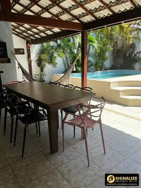 Foto 1 de Casa de Condomínio com 4 quartos à venda, 300m2 em Peró, Cabo Frio - RJ