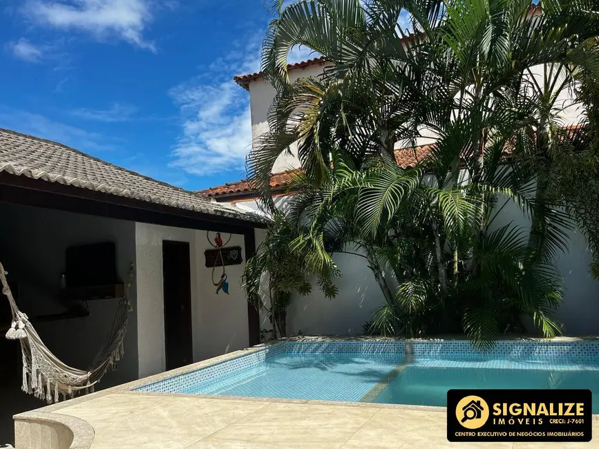 Foto 2 de Casa de Condomínio com 4 quartos à venda, 300m2 em Peró, Cabo Frio - RJ