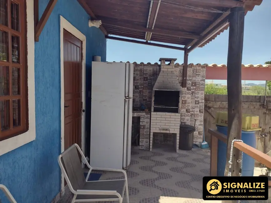 Foto 2 de Casa com 2 quartos à venda, 120m2 em Peró, Cabo Frio - RJ