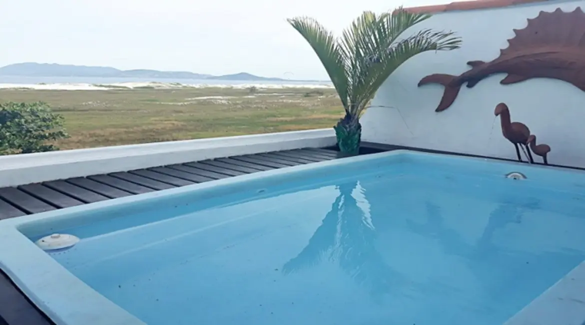 Foto 1 de Casa com 3 quartos à venda, 226m2 em Braga, Cabo Frio - RJ