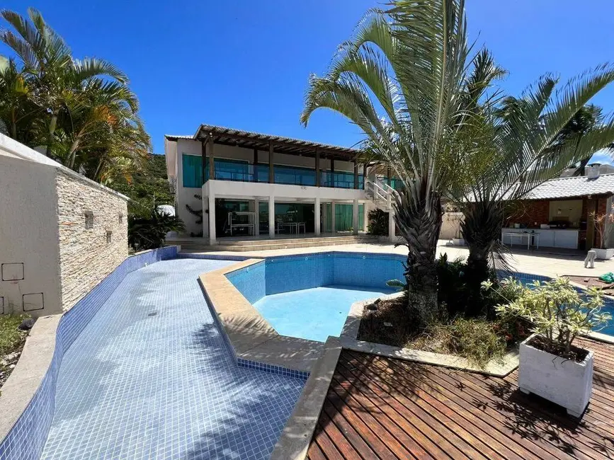 Foto 1 de Casa com 5 quartos à venda, 1000m2 em Gamboa, Cabo Frio - RJ