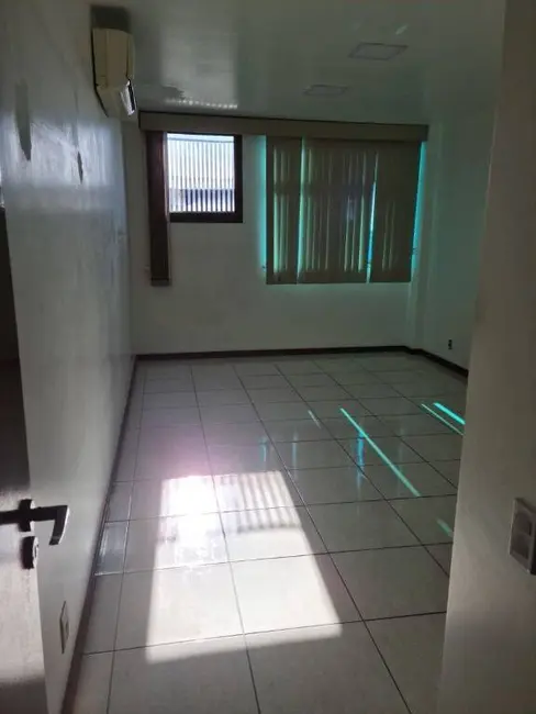 Foto 3 de Sala Comercial à venda, 40m2 em Centro, Cabo Frio - RJ