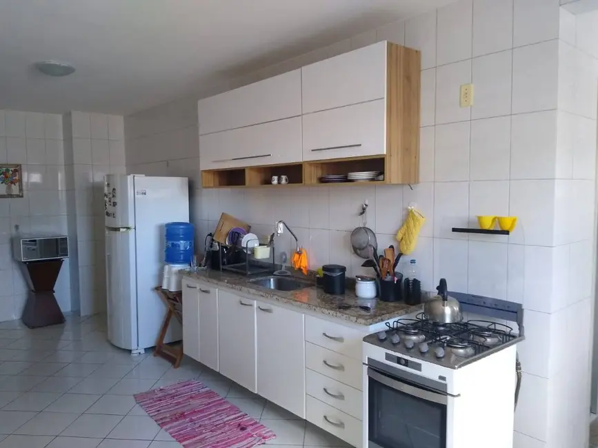 Foto 3 de Apartamento com 2 quartos à venda, 75m2 em Braga, Cabo Frio - RJ