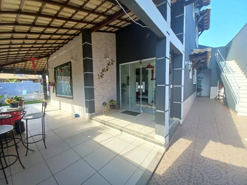 Foto 2 de Casa de Condomínio com 3 quartos à venda, 268m2 em Fluminense, Sao Pedro Da Aldeia - RJ