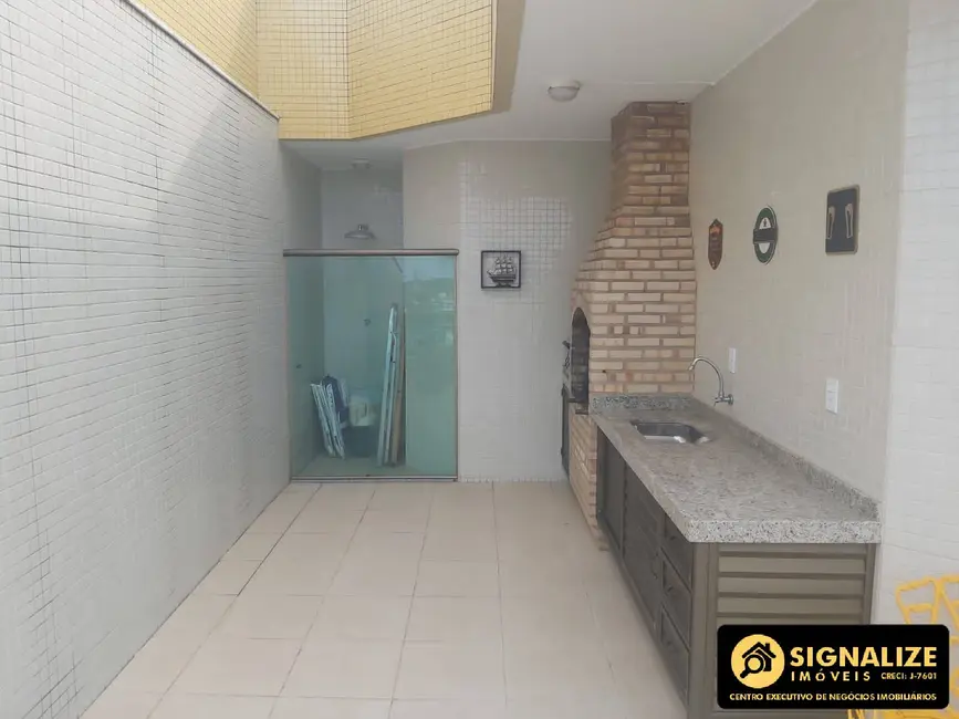 Cobertura com 3 quartos à venda, 120m2 em Centro, Cabo Frio - RJ - imagem 3 Foto 3 de Cobertura com 3 quartos à venda, 120m2 em Centro, Cabo Frio - RJ