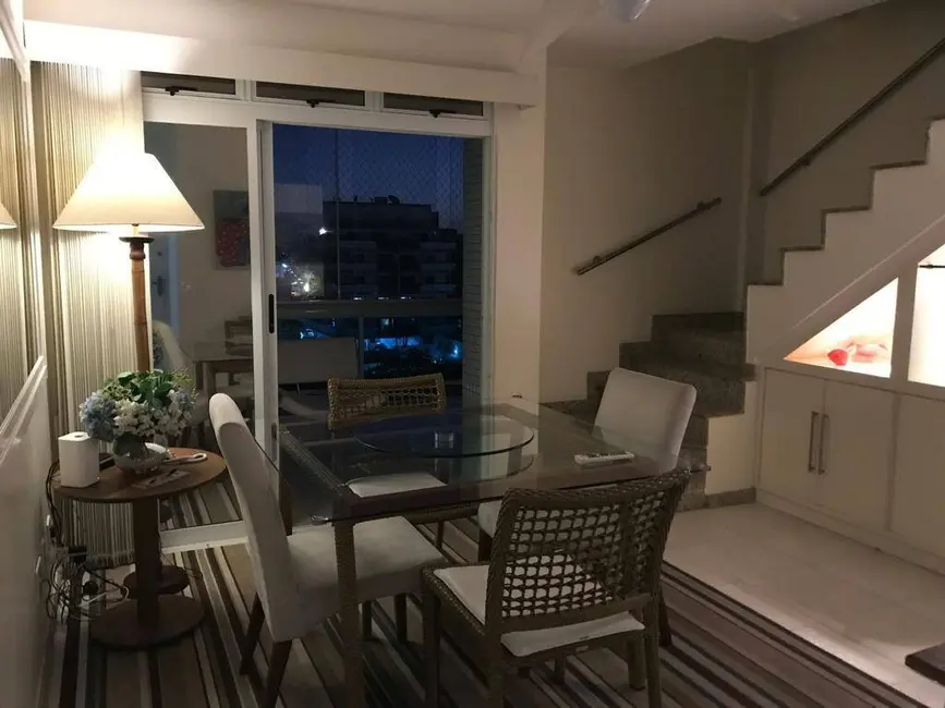 Foto 4 de Apartamento com 3 quartos à venda, 185m2 em Centro, Cabo Frio - RJ