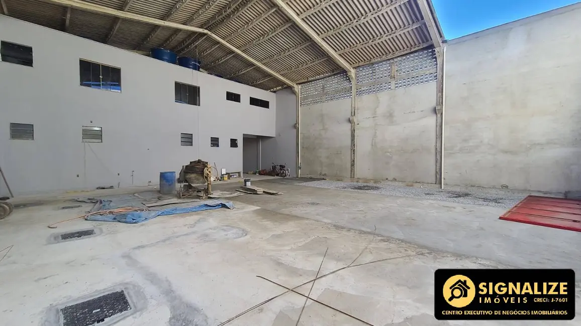Foto 2 de Armazém / Galpão para alugar, 260m2 em Jardim Caiçara, Cabo Frio - RJ
