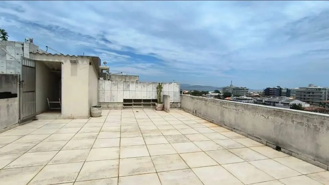 Foto 2 de Cobertura com 5 quartos à venda, 220m2 em Braga, Cabo Frio - RJ