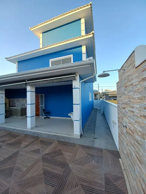 Foto 3 de Casa de Condomínio com 3 quartos à venda, 170m2 em Peró, Cabo Frio - RJ