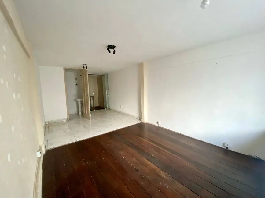 Foto 9 de Loja à venda, 60m2 em Centro, Cabo Frio - RJ