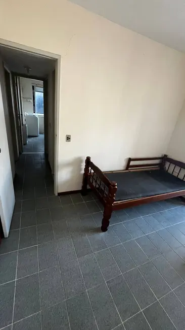 Foto 5 de Apartamento com 2 quartos à venda, 60m2 em Braga, Cabo Frio - RJ