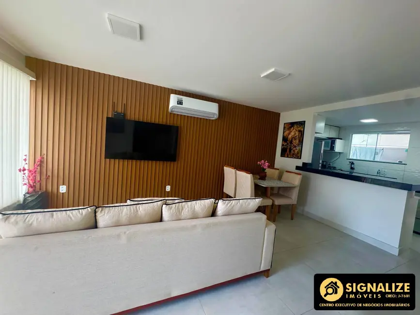 Foto 3 de Casa com 2 quartos à venda, 65m2 em Cabo Frio - RJ
