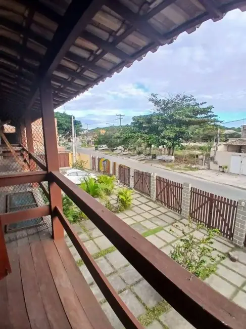 Foto 2 de Casa de Condomínio com 2 quartos à venda, 68m2 em Ogiva, Cabo Frio - RJ