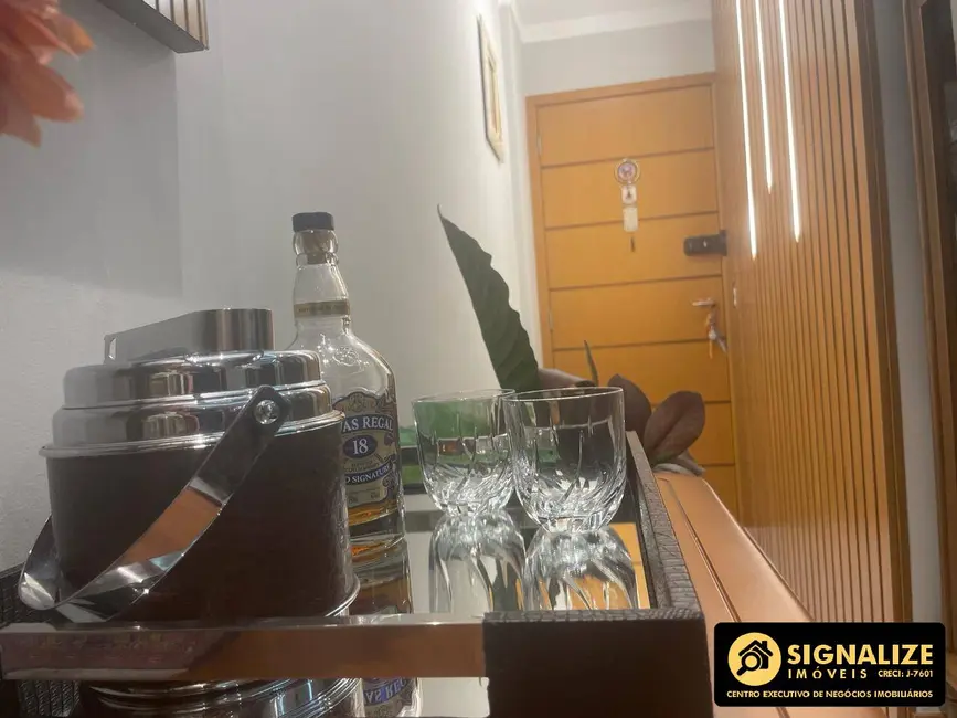 Foto 3 de Apartamento com 3 quartos à venda, 131m2 em São Bento, Cabo Frio - RJ