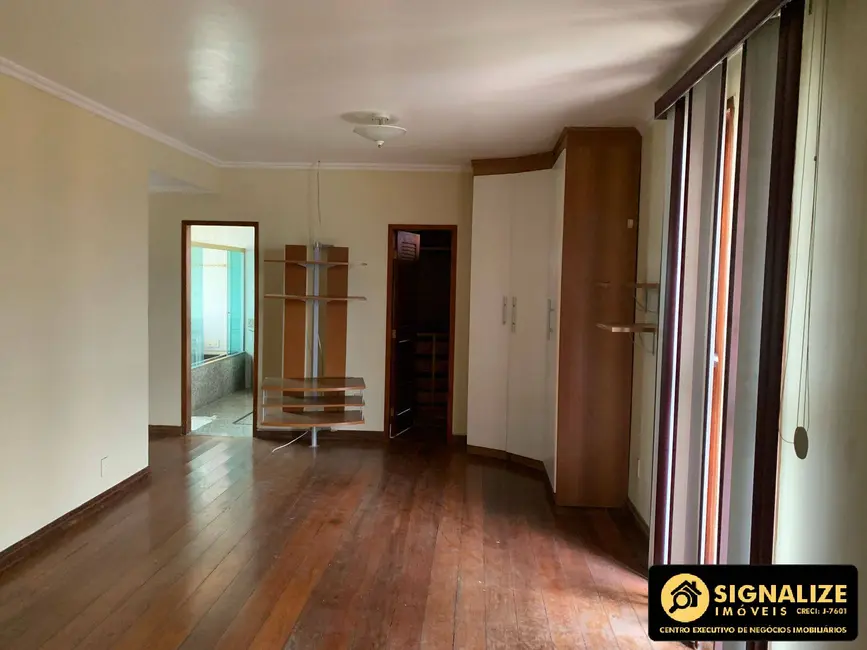 Casa com 6 quartos à venda, 720m2 em Jardim Morada da Aldeia, Sao Pedro Da Aldeia - RJ - imagem 3 Foto 3 de Casa com 6 quartos à venda, 720m2 em Jardim Morada da Aldeia, Sao Pedro Da Aldeia - RJ