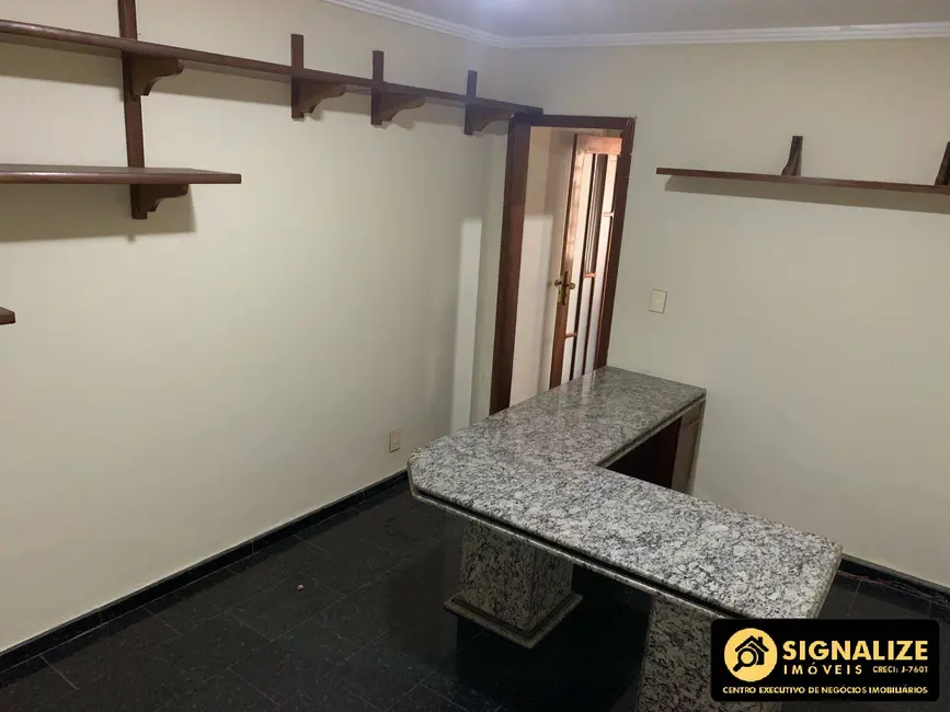 Casa com 6 quartos à venda, 720m2 em Jardim Morada da Aldeia, Sao Pedro Da Aldeia - RJ - imagem 8 Foto 8 de Casa com 6 quartos à venda, 720m2 em Jardim Morada da Aldeia, Sao Pedro Da Aldeia - RJ