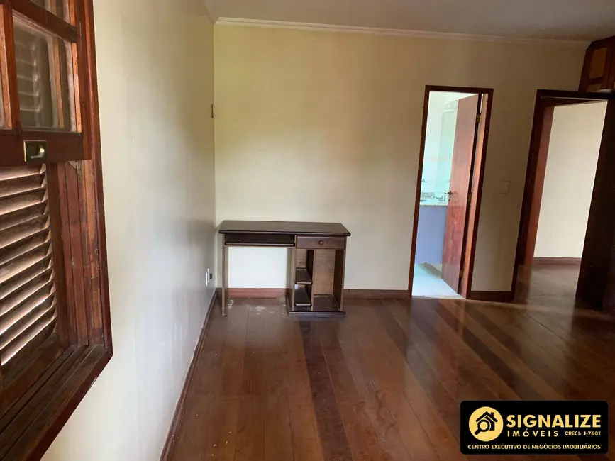 Casa com 6 quartos à venda, 720m2 em Jardim Morada da Aldeia, Sao Pedro Da Aldeia - RJ - imagem 5 Foto 5 de Casa com 6 quartos à venda, 720m2 em Jardim Morada da Aldeia, Sao Pedro Da Aldeia - RJ