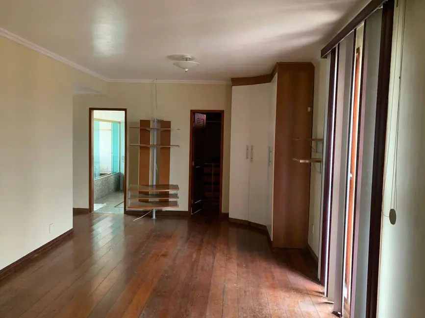 Foto 3 de Casa com 6 quartos à venda, 720m2 em Jardim Morada da Aldeia, Sao Pedro Da Aldeia - RJ