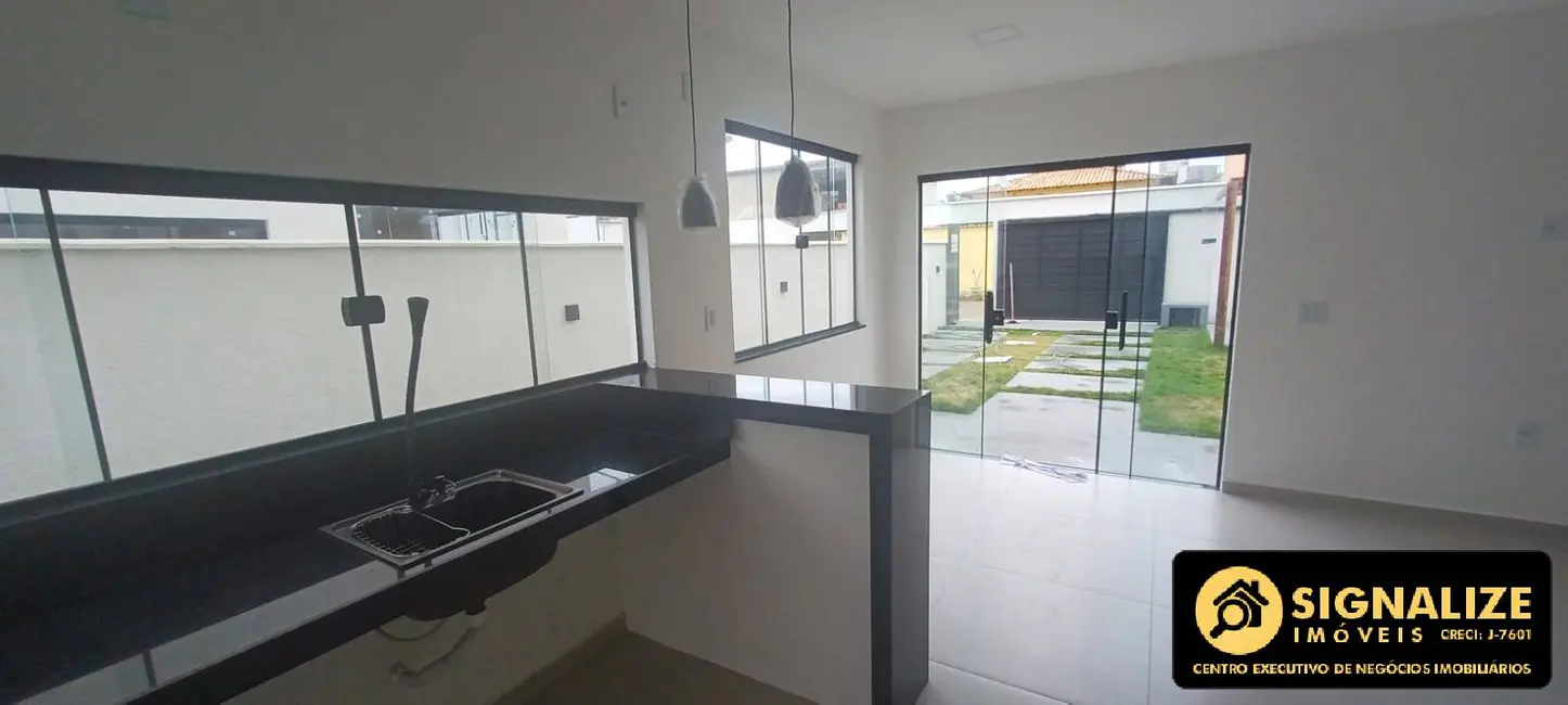 Foto 6 de Casa com 3 quartos à venda, 150m2 em Cabo Frio - RJ