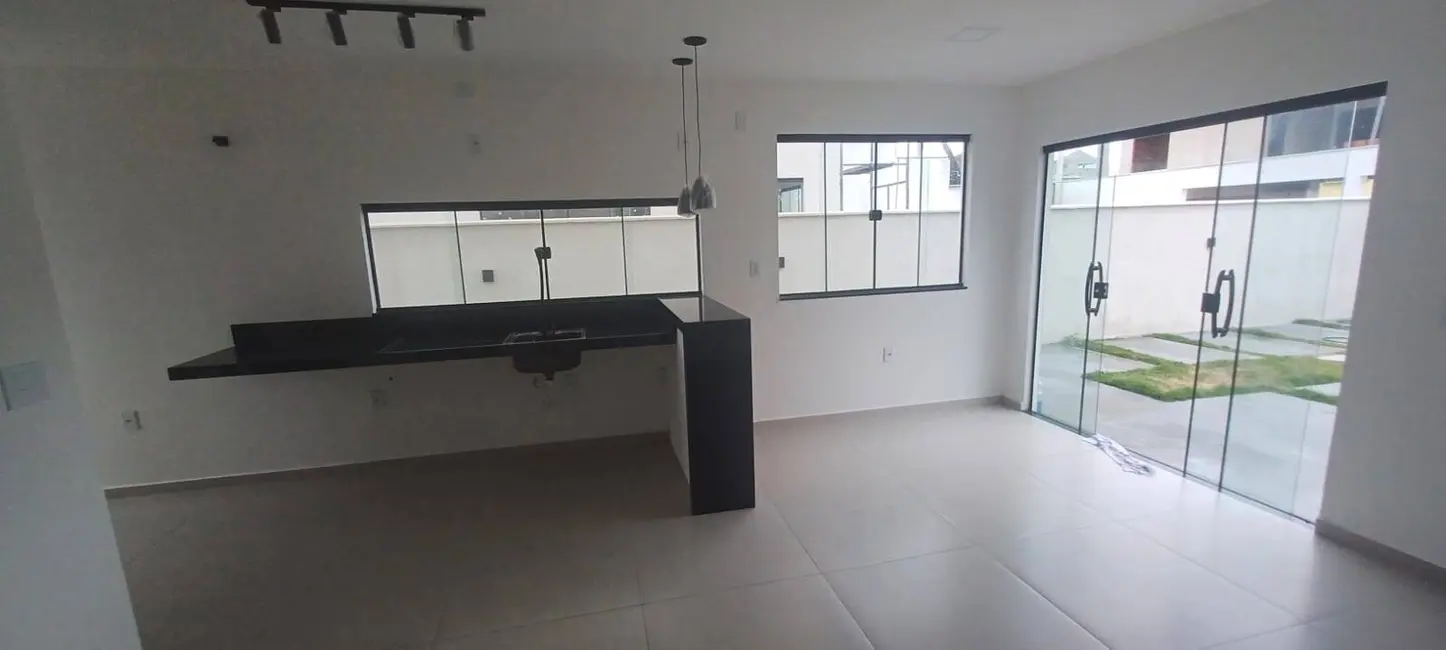 Foto 5 de Casa com 3 quartos à venda, 150m2 em Cabo Frio - RJ