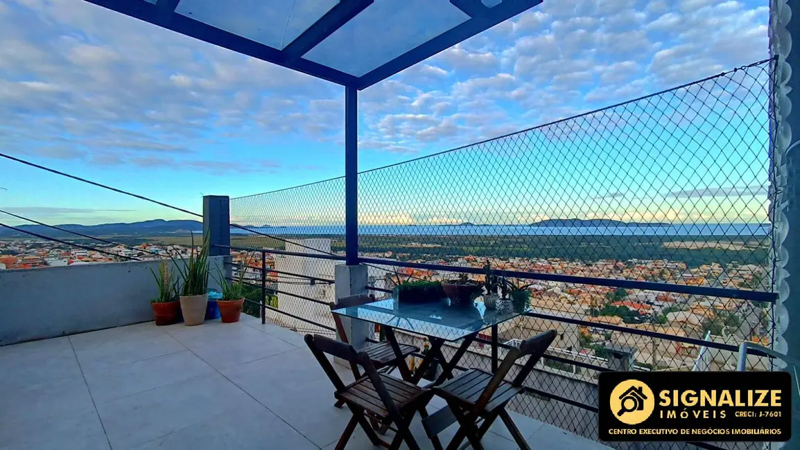 Foto 1 de Casa com 2 quartos à venda, 300m2 em Peró, Cabo Frio - RJ