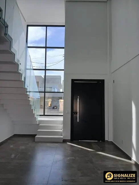 Foto 2 de Casa de Condomínio com 4 quartos à venda, 283m2 em Ogiva, Cabo Frio - RJ