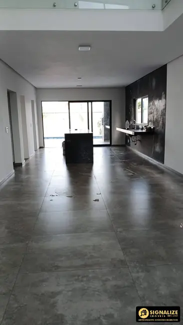 Casa de Condomínio com 4 quartos à venda, 283m2 em Ogiva, Cabo Frio - RJ - imagem 5 Foto 5 de Casa de Condomínio com 4 quartos à venda, 283m2 em Ogiva, Cabo Frio - RJ