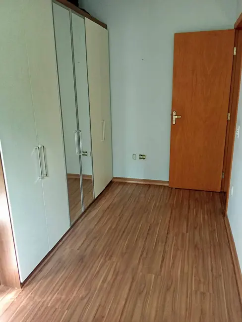 Foto 3 de Casa com 3 quartos à venda, 200m2 em Contagem - MG