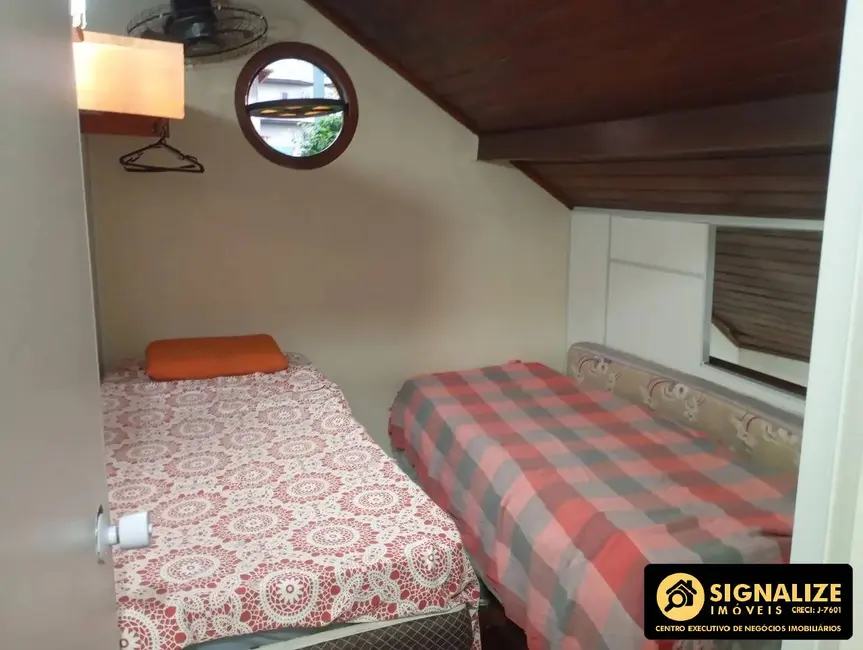 Foto 8 de Casa de Condomínio com 2 quartos à venda, 60m2 em Braga, Cabo Frio - RJ