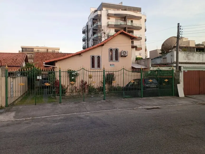 Foto 1 de Casa de Condomínio com 2 quartos à venda, 60m2 em Braga, Cabo Frio - RJ