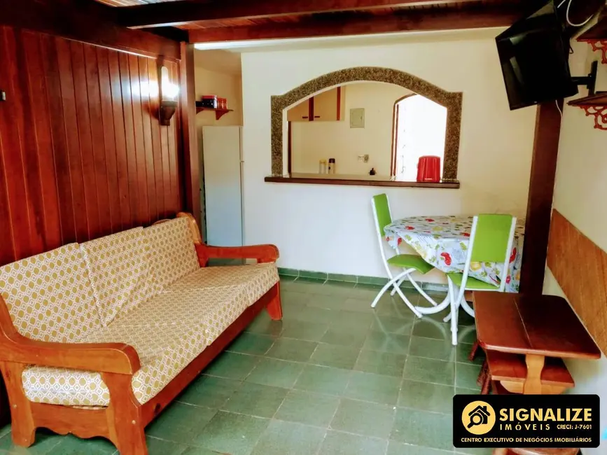 Foto 3 de Casa de Condomínio com 2 quartos à venda, 60m2 em Braga, Cabo Frio - RJ