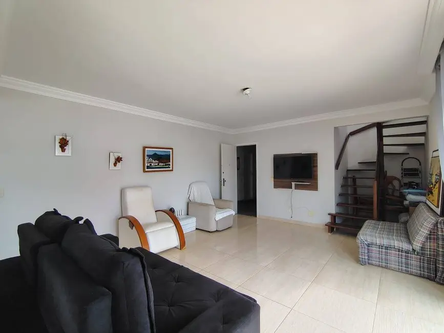 Foto 4 de Cobertura com 3 quartos à venda, 180m2 em Vila Nova, Cabo Frio - RJ