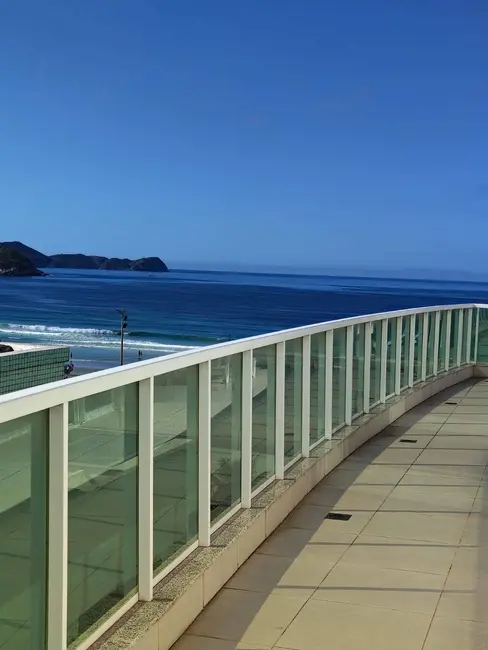 Foto 4 de Cobertura com 4 quartos à venda, 320m2 em Braga, Cabo Frio - RJ