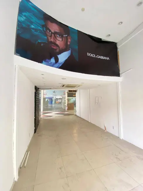 Loja para alugar, 27m2 em Centro, Cabo Frio - RJ - imagem 1 Foto 1 de Loja para alugar, 27m2 em Centro, Cabo Frio - RJ