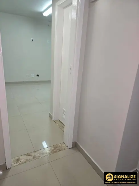 Foto 5 de Sala Comercial à venda, 80m2 em Centro, Cabo Frio - RJ