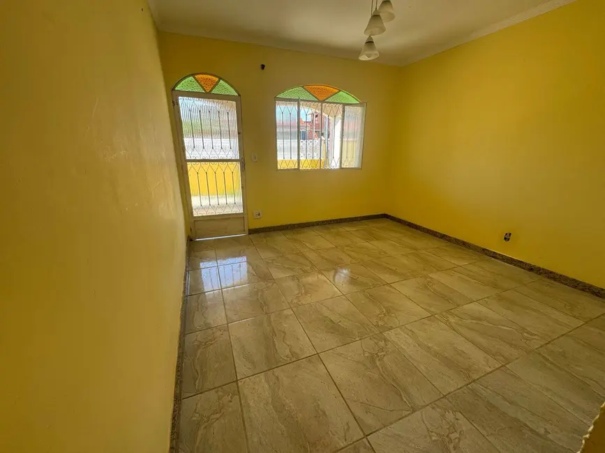 Foto 2 de Casa com 3 quartos à venda, 348m2 em Balneário das Conchas, Sao Pedro Da Aldeia - RJ