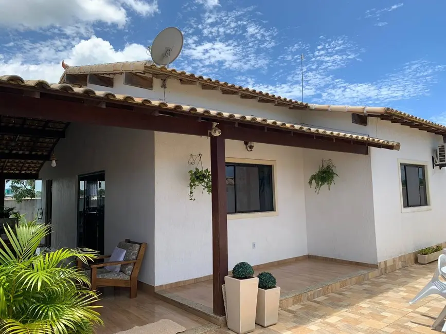 Casa com 2 quartos à venda, 375m2 em Cabo Frio - RJ - imagem 1 Foto 1 de Casa com 2 quartos à venda, 375m2 em Cabo Frio - RJ