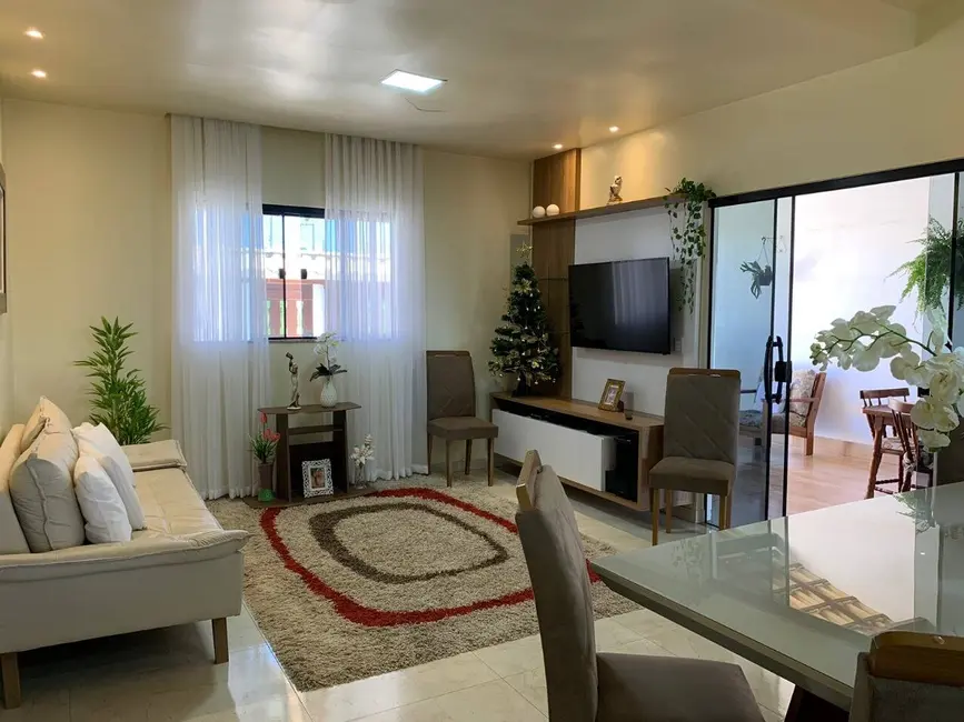 Casa com 2 quartos à venda, 375m2 em Cabo Frio - RJ - imagem 3 Foto 3 de Casa com 2 quartos à venda, 375m2 em Cabo Frio - RJ