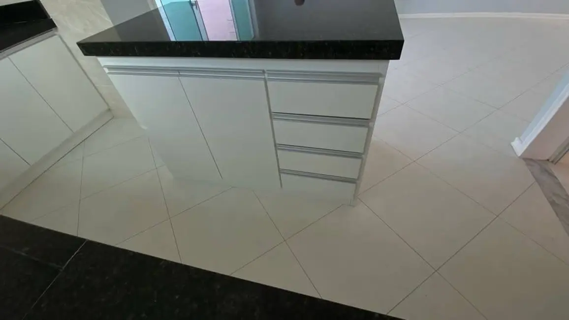 Foto 9 de Casa com 3 quartos à venda, 210m2 em Cabo Frio - RJ