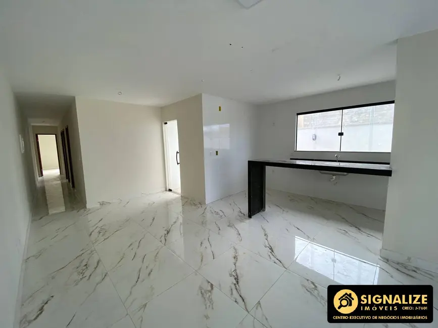 Foto 2 de Casa com 3 quartos à venda, 101m2 em Cabo Frio - RJ