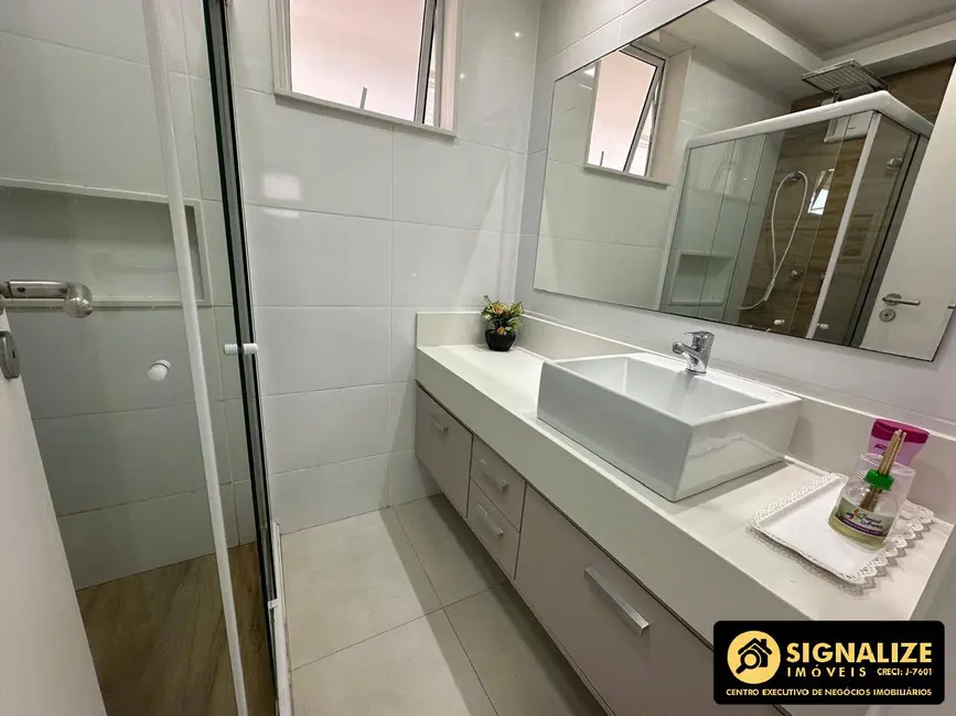 Apartamento com 2 quartos à venda, 110m2 em Centro, Cabo Frio - RJ - imagem 7 Foto 7 de Apartamento com 2 quartos à venda, 110m2 em Centro, Cabo Frio - RJ