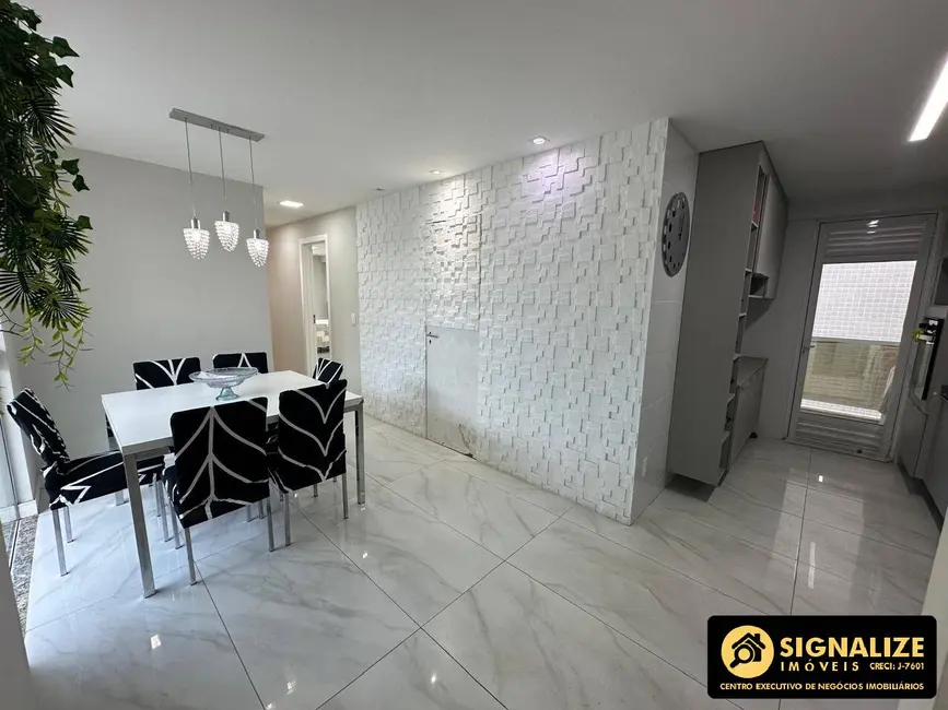 Apartamento com 2 quartos à venda, 110m2 em Centro, Cabo Frio - RJ - imagem 9 Foto 9 de Apartamento com 2 quartos à venda, 110m2 em Centro, Cabo Frio - RJ