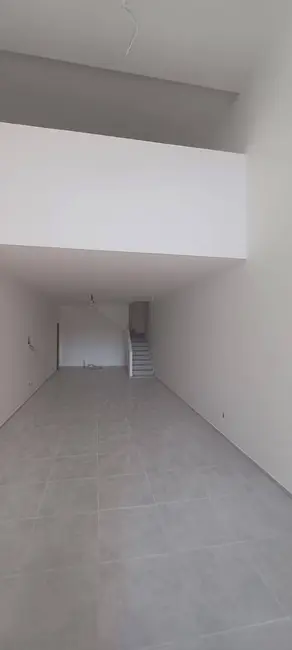 Foto 2 de Loja para alugar, 130m2 em Centro, Cabo Frio - RJ