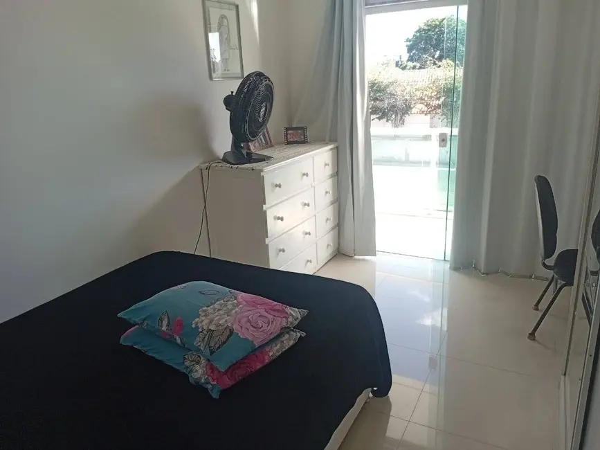 Foto 7 de Apartamento com 2 quartos à venda, 90m2 em Palmeiras, Cabo Frio - RJ