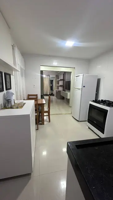Foto 2 de Casa com 2 quartos à venda, 90m2 em São Bento, Cabo Frio - RJ
