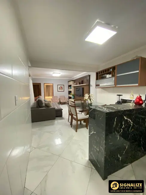 Foto 2 de Casa com 3 quartos à venda, 84m2 em Centro, Cabo Frio - RJ