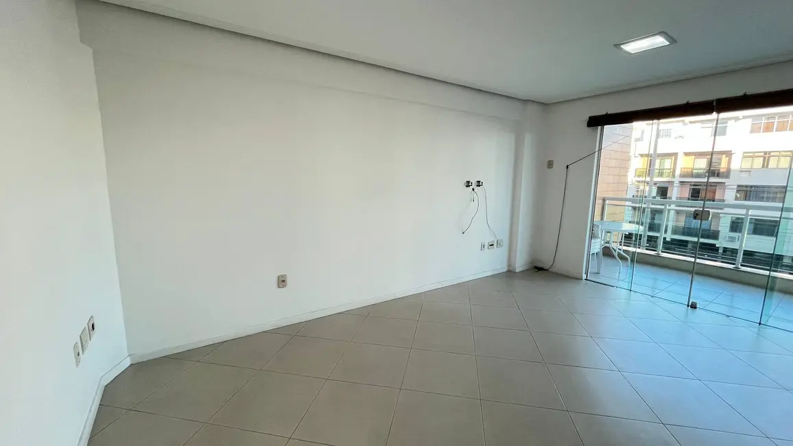 Foto 3 de Apartamento com 1 quarto à venda, 55m2 em Braga, Cabo Frio - RJ