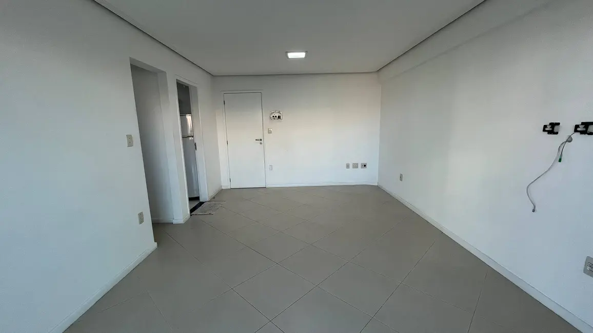 Foto 4 de Apartamento com 1 quarto à venda, 55m2 em Braga, Cabo Frio - RJ