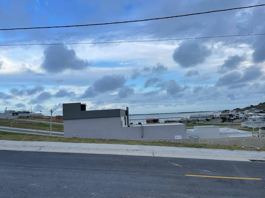 Foto 4 de Lote de Condomínio à venda, 252m2 em Nova São Pedro, Sao Pedro Da Aldeia - RJ